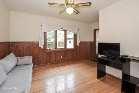 45 Center St, Algonquin, IL 60102 photo 7