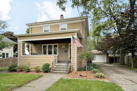 45 Center St, Algonquin, IL 60102 photo 1
