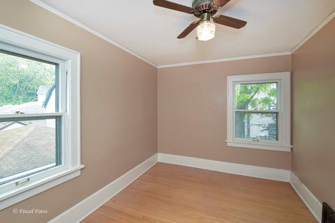 45 Center St, Algonquin, IL 60102 photo 14