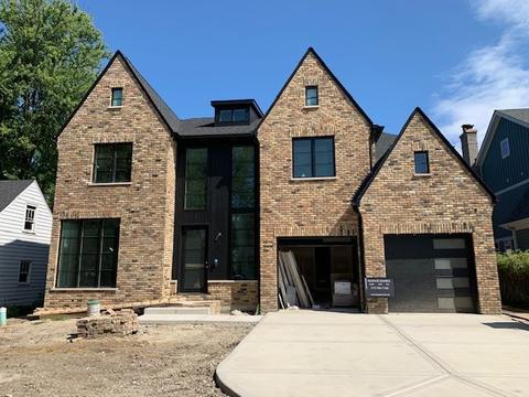 107 E Wilson St, Elmhurst, IL 60126 photo 1