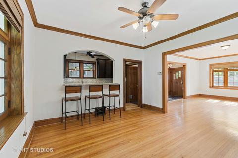 154 Barrypoint Rd, Riverside, IL 60546 photo 9