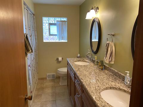 1885 Everett Ave, Des Plaines, IL 60018 photo 8