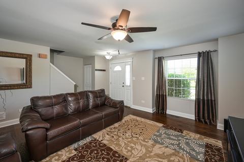 5410 Isabel Ct, Plainfield, IL 60586 photo 3