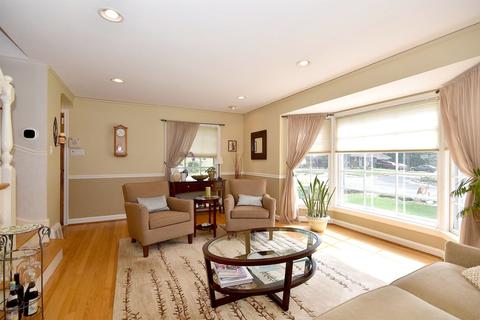1254 Everett Ave, Des Plaines, IL 60018 photo 5