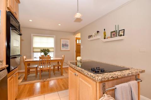 1254 Everett Ave, Des Plaines, IL 60018 photo 14
