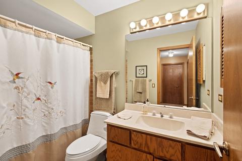 1902 Gladstone Dr, Wheaton, IL 60189 photo 21