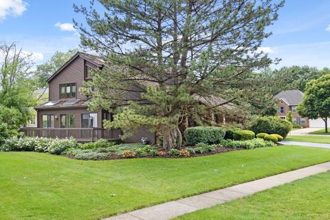 1902 Gladstone Dr, Wheaton, IL 60189 photo 4