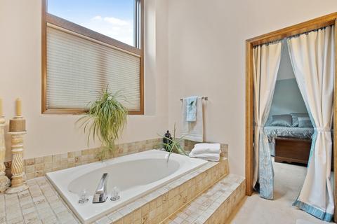 1902 Gladstone Dr, Wheaton, IL 60189 photo 17