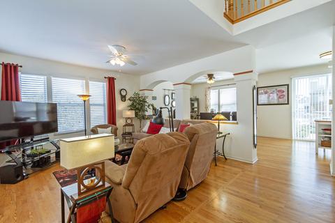 755 Red Barn Ln, Elgin, IL 60124 photo 5