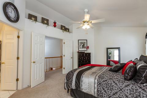 755 Red Barn Ln, Elgin, IL 60124 photo 17