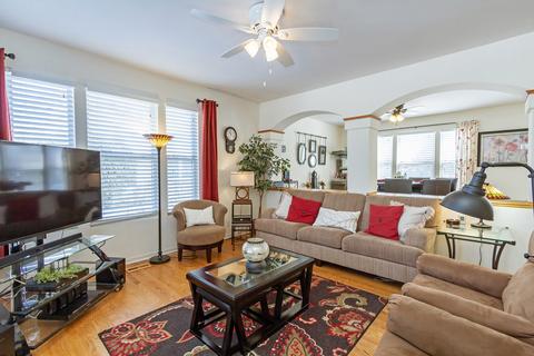 755 Red Barn Ln, Elgin, IL 60124 photo 7