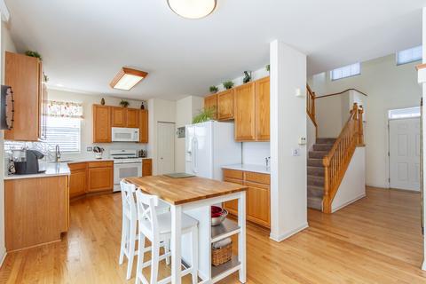 755 Red Barn Ln, Elgin, IL 60124 photo 11