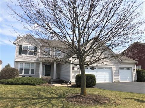 755 Red Barn Ln, Elgin, IL 60124 photo 2