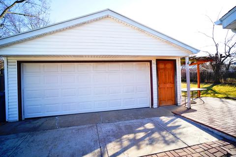 529 W Memory Ln, Addison, IL 60101 photo 15