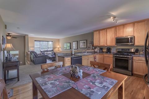 497 E Willow St, Elburn, IL 60119 photo 8
