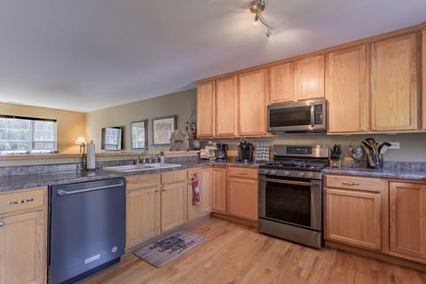 497 E Willow St, Elburn, IL 60119 photo 7
