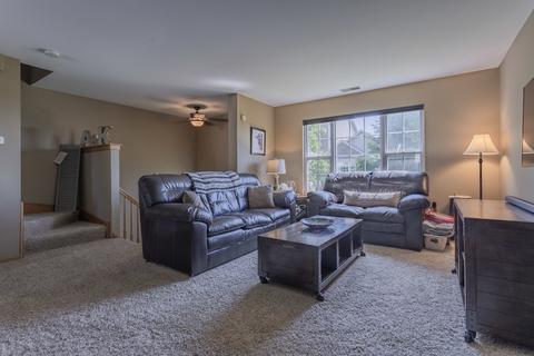 497 E Willow St, Elburn, IL 60119 photo 4