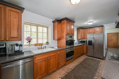 2019 Paddock Ct, Wheaton, IL 60187 photo 9
