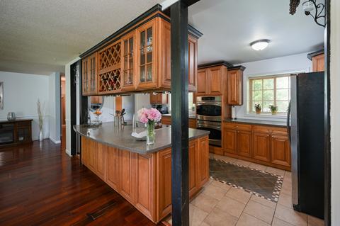 2019 Paddock Ct, Wheaton, IL 60187 photo 7