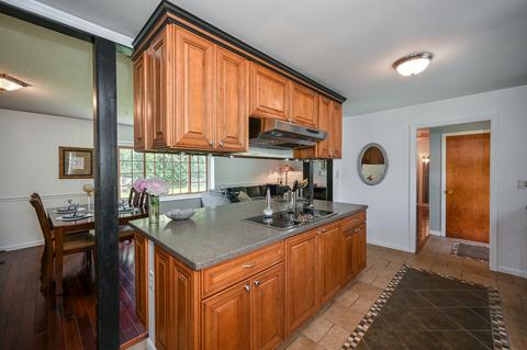 2019 Paddock Ct, Wheaton, IL 60187 photo 10