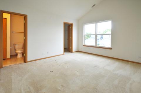 2175 Grayhawk Dr, Aurora, IL 60503 photo 10