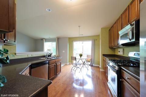 1032 Draper Rd, Mchenry, IL 60050 photo 7