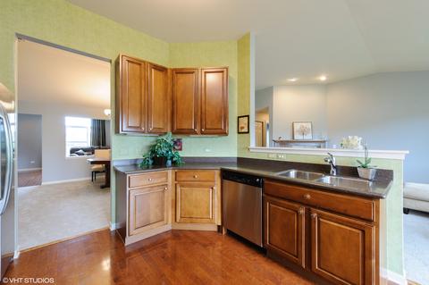 1032 Draper Rd, Mchenry, IL 60050 photo 5
