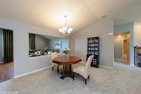 1032 Draper Rd, Mchenry, IL 60050 photo 9