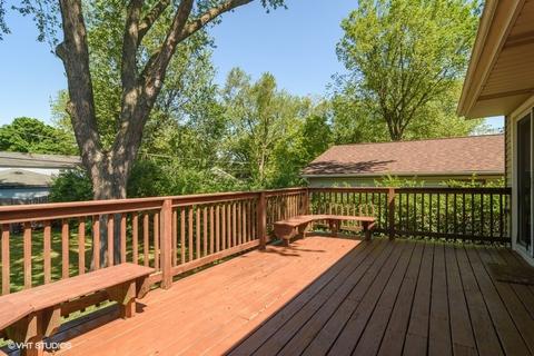32 Redwood Trl, Wheeling, IL 60090 photo 18