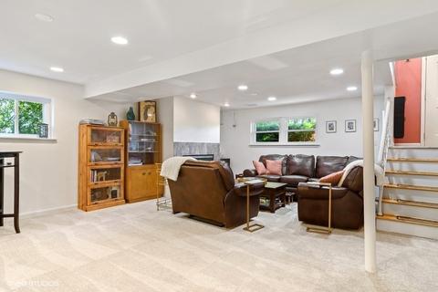 32 Redwood Trl, Wheeling, IL 60090 photo 12