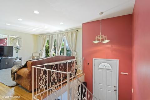 32 Redwood Trl, Wheeling, IL 60090 photo 4
