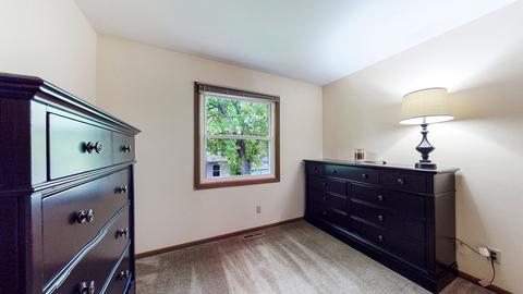 521 Longbeach Rd, Lakemoor, IL 60051 photo 22