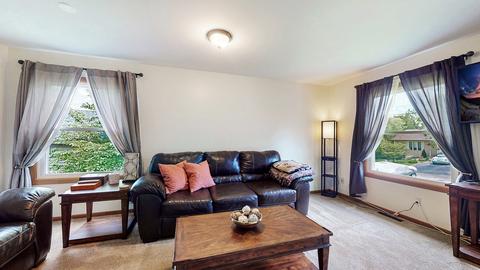 521 Longbeach Rd, Lakemoor, IL 60051 photo 7