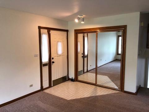 2008 Webster Ln, Des Plaines, IL 60018 photo 4