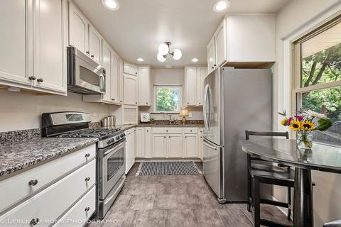 817 Webster Ave, Wheaton, IL 60187 photo 8