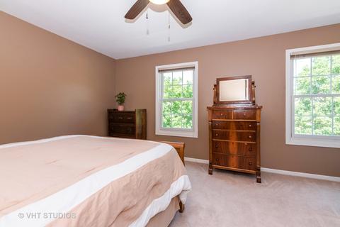 256 Fallbrook Ct, East Dundee, IL 60118 photo 18