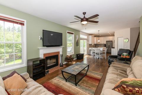 256 Fallbrook Ct, East Dundee, IL 60118 photo 11