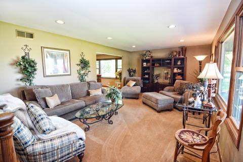 38 W663 Hopps Rd, Elgin, IL 60124 photo 7