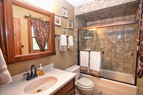 38 W663 Hopps Rd, Elgin, IL 60124 photo 20