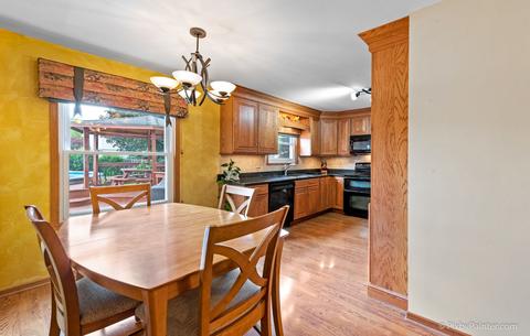 700 Tanglewood Dr, Algonquin, IL 60102 photo 12