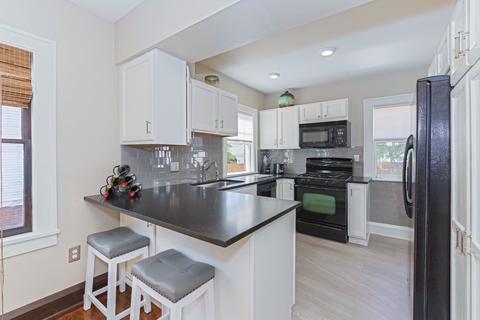 2020 E Taylor St, Bloomington, IL 61701 photo 13