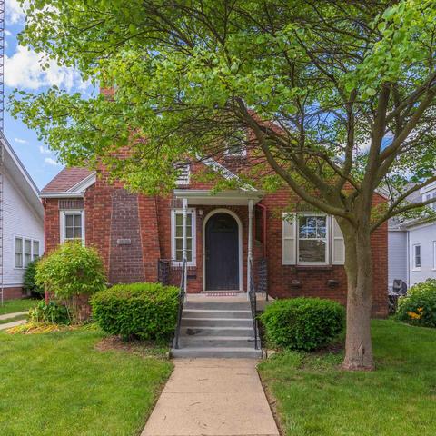 2020 E Taylor St, Bloomington, IL 61701 photo 33
