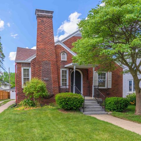 2020 E Taylor St, Bloomington, IL 61701 photo 32
