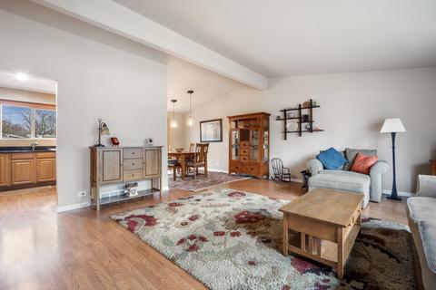 2903 Central Rd, Glenview, IL 60025 photo 4