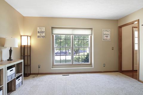 306 Wildberry Dr, Normal, IL 61761 photo 6