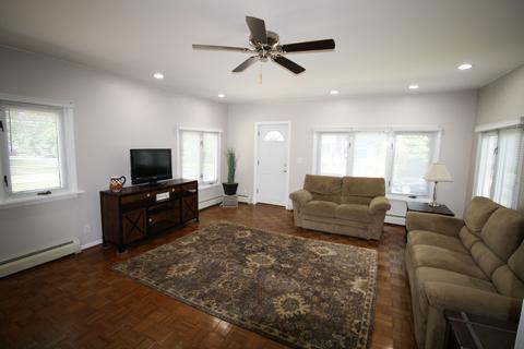 546 S 5th Ave S, Des Plaines, IL 60016 photo 10