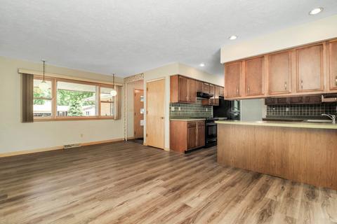 1305 Joan Way, Normal, IL 61761 photo 12