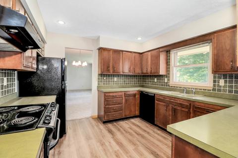 1305 Joan Way, Normal, IL 61761 photo 11