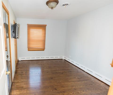 293 Center Ave, Wheeling, IL 60090 photo 4
