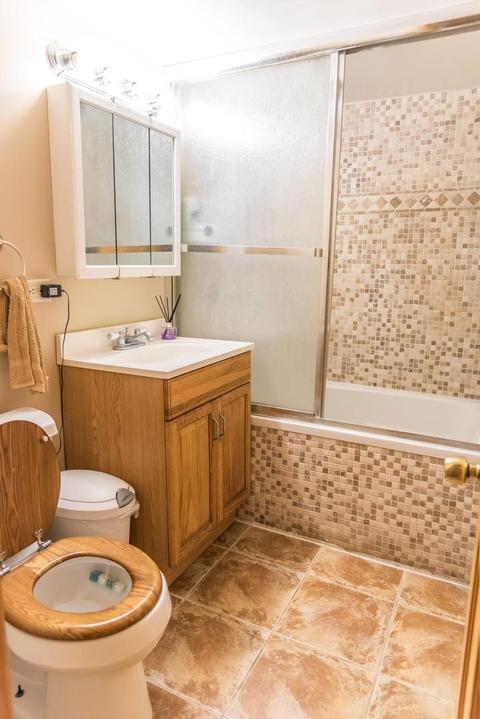 293 Center Ave, Wheeling, IL 60090 photo 11